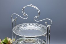 画像4: アンティークシルバー、アンティーク銀器、シルバープレート製 優美なフレームと透かし細工プレート 三段 アフタヌーンティー ケーキスタンド (4)