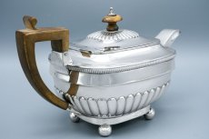 画像5: アンティークシルバー、アンティーク銀器、純銀製(925)ジョージ3世 1808年　ハーフフリューテッドティーポット (5)