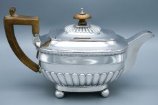 画像7: アンティークシルバー、アンティーク銀器、純銀製(925)ジョージ3世 1808年　ハーフフリューテッドティーポット (7)