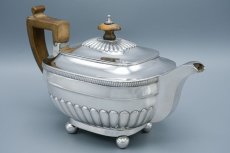 画像6: アンティークシルバー、アンティーク銀器、純銀製(925)ジョージ3世 1808年　ハーフフリューテッドティーポット (6)