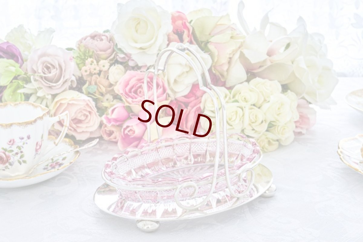 画像2: アンティークシルバー、アンティーク銀器、シルバープレート製 　ヴィクトリア時代後期　美しいピンク ペインテッド カットグラス　ジャムディッシュ (2)