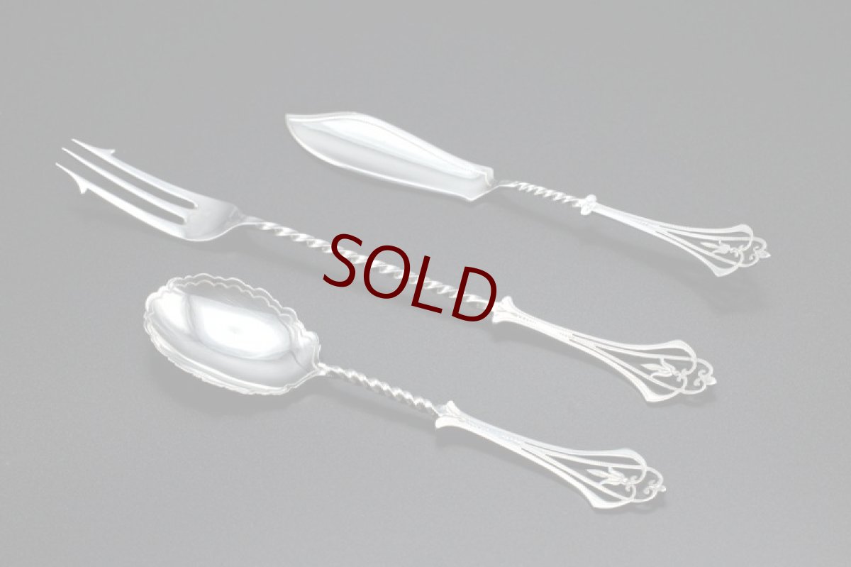 画像2: アンティークシルバー、アンティーク銀器、純銀製（925）1906年 透かし細工 & ねじりハンドル アフタヌーンティーカトラリー セット (2)