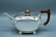 画像2: ヴィンテージ　純銀製(925) 1960/1961年 マッピン＆ウェッブ　アールデコスタイル ティー＆コーヒーセット　　 (2)