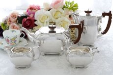 画像1: ヴィンテージ　純銀製(925) 1960/1961年 マッピン＆ウェッブ　アールデコスタイル ティー＆コーヒーセット　　 (1)