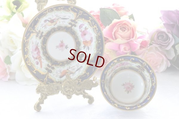 画像2: アンティーク陶磁器 c.1860 　ダービー　ロイヤルブルー、金彩、薔薇と小鳥のカップ＆ソーサー