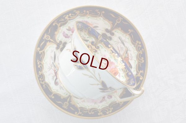 画像4: アンティーク陶磁器 c.1860 　ダービー　ロイヤルブルー、金彩、薔薇と小鳥のカップ＆ソーサー