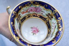 画像5: アンティーク陶磁器 c.1860 　ダービー　ロイヤルブルー、金彩、薔薇と小鳥のカップ＆ソーサー (5)