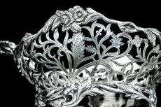 画像7: アンティークシルバー、アンティーク銀器、 純銀製(925)  1895年 お花と葉模様の透かし細工が見事なバスケット (7)