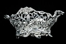 画像3: アンティークシルバー、アンティーク銀器、 純銀製(925)  1895年 お花と葉模様の透かし細工が見事なバスケット (3)