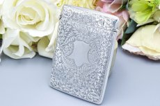 画像3: アンティークシルバー、アンティーク銀器 純銀製（925）1904年　お花、葉模様、スクロールの手彫りエングレービング彫刻　カードケース (3)