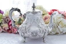 画像2: アンティークシルバー、アンティーク銀器、純銀製（925）1861年 特級 ロココスタイル 薔薇とお花の彫刻が華麗なティー＆コーヒー4点セット (2)