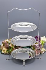 画像2: アンティークシルバー、アンティーク銀器、シルバープレート製 透かし細工プレート 三段 アフタヌーンティー ケーキスタンド (2)