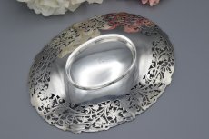 画像9: アンティークシルバー、アンティーク銀器、純銀製(925)　スクロールと葡萄の透かし細工 センターピース (9)