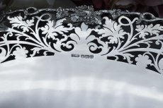 画像7: アンティークシルバー、アンティーク銀器、純銀製(925)　スクロールと葡萄の透かし細工 センターピース (7)