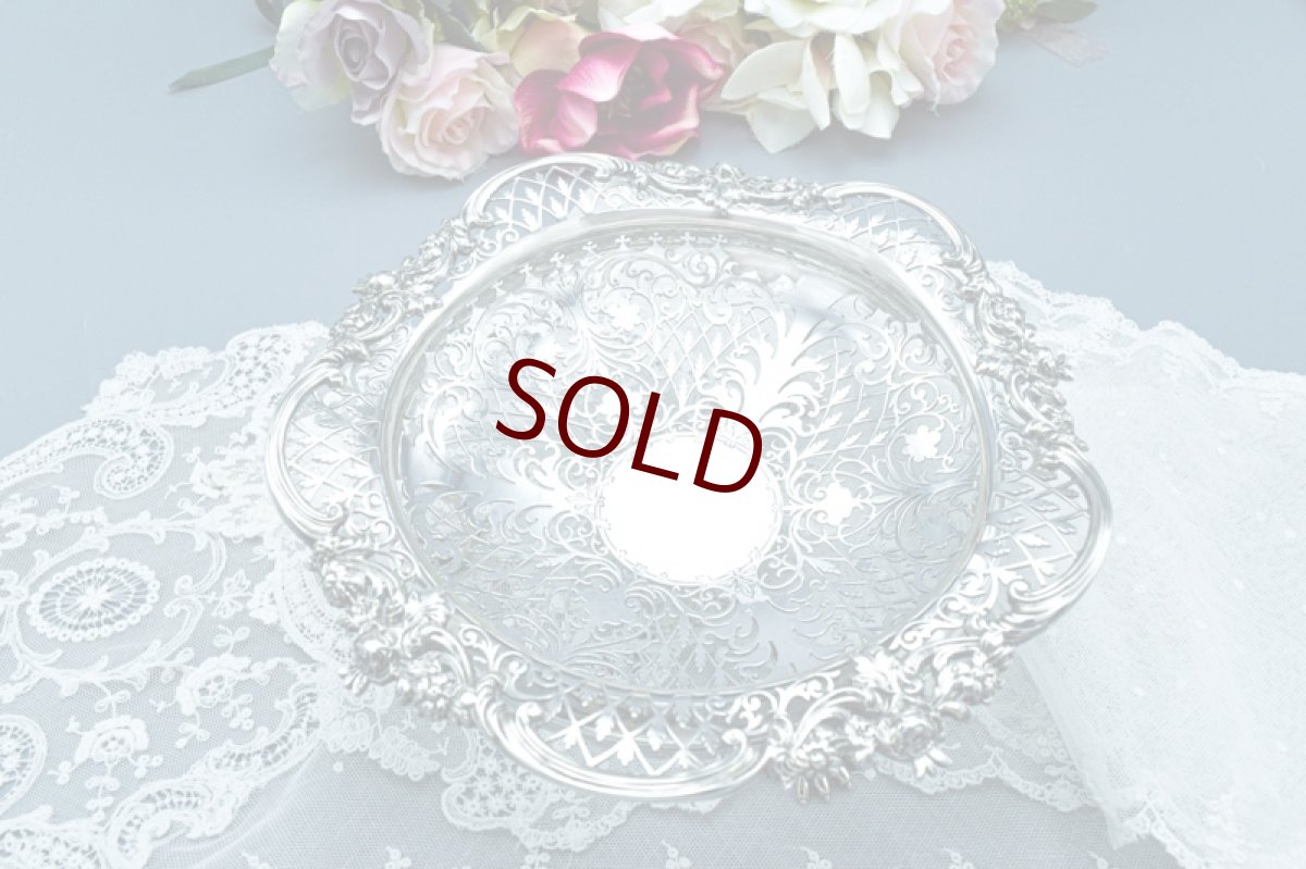 画像5: アンティークシルバー、アンティーク銀器　純銀製（925）1907年　特級　薔薇とお花の装飾 繊細なスクロール透かし細工が見事なフルーツ/ブレッドバスケット (5)