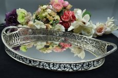 画像9: アンティークシルバー、アンティーク銀器、純銀製(925)  1899年  流れるようなスクロール装飾が見事なギャラリートレイ (9)
