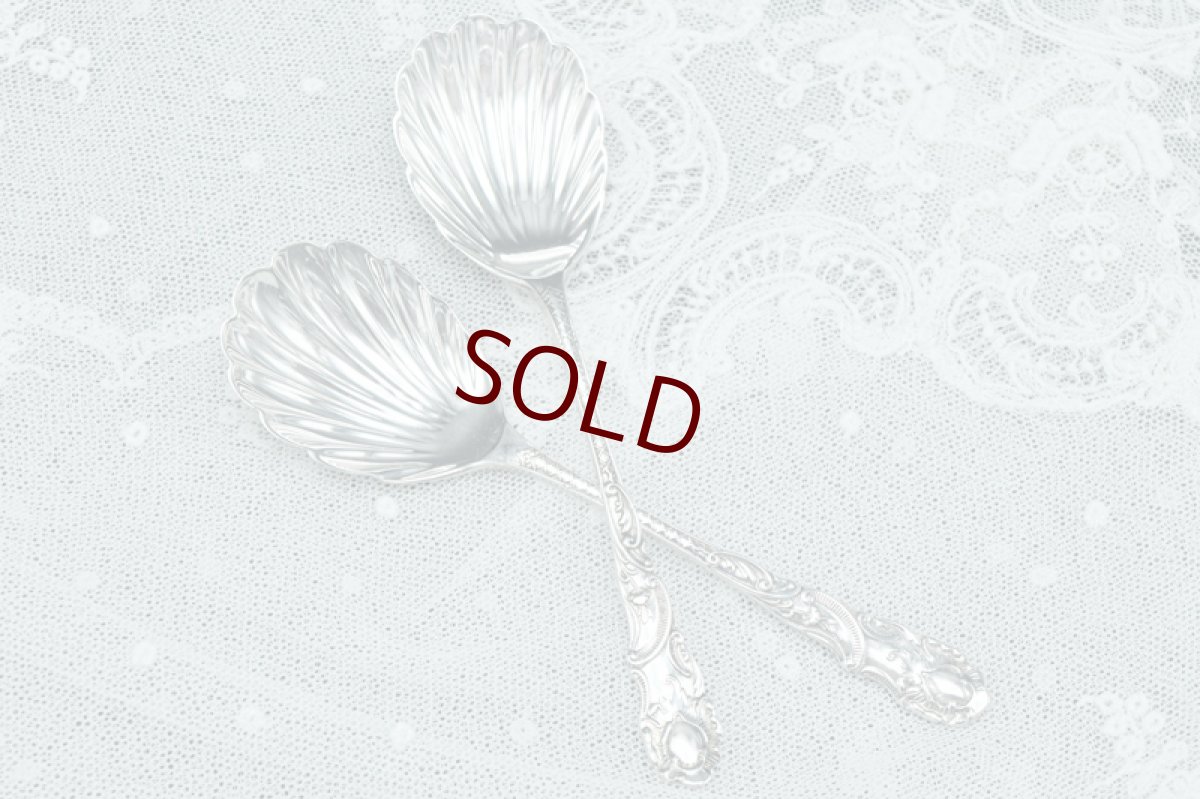 画像4: アンティークシルバー、アンティーク銀器  純銀製（925）1924年 ロココ調　貝のボウルジャムスプーン２本 セット  (4)