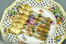 画像3: アンティークシルバー、アンティーク銀器、純銀製(800) スクロールとエンジェル、金鍍金 透かし細工のスプーン6本セット (3)