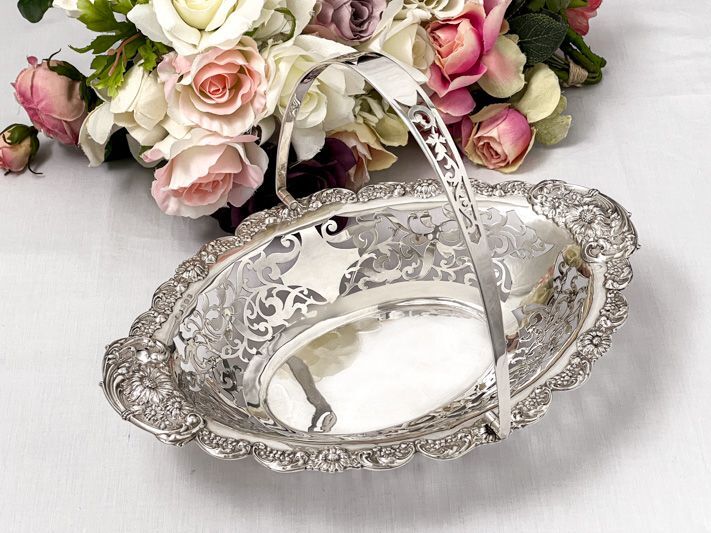 アンティークシルバー、アンティーク銀器、純銀製（925）1903年お花の