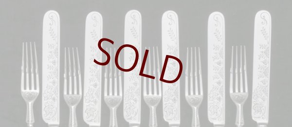 画像3: 純銀製（９２５）　１８８５年　マッピン＆ウェッブ　Mappin & Webb 手彫り　白蝶貝ハンドル　デザートカトラリー６組セット共箱付き