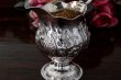 画像6: 純銀製（９２５）ジョージ三世1762年　ハンドクラフテッド　お花のクリームジャグ