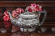画像7: シルバープレート　1900年前後　ヴィクトリアンロココ　スクロールとお花の打ち出し　ティーコーヒー4点セット