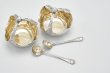 画像5: アンティークシルバー、アンティーク銀器純銀（925）1883年 可愛らしいバスケット型　スプーン付きソルト＆ペッパー