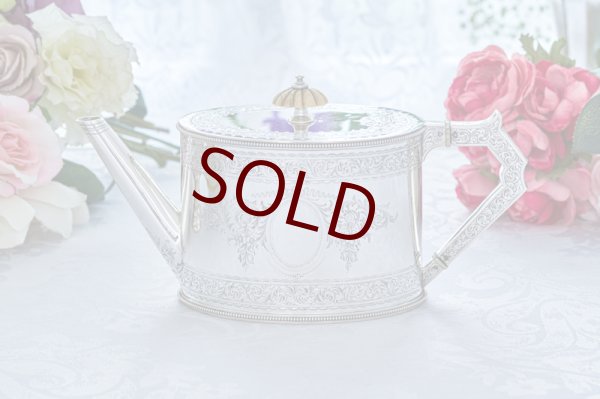 TOP刻印 純銀製ポット型容器（830 Silver）アンティーク工芸品 TOP刻印 純銀製ポット型容器（830 Silver）アンティーク工芸品