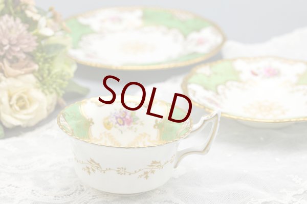 一ランク上のアンティーク陶磁器 コールポート バットウィング