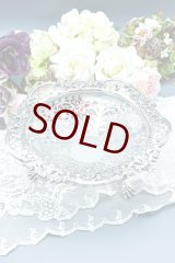 画像: アンティークシルバー、アンティーク銀器　純銀製（925）1907年　特級　薔薇とお花の装飾 繊細なスクロール透かし細工が見事なフルーツ/ブレッドバスケット